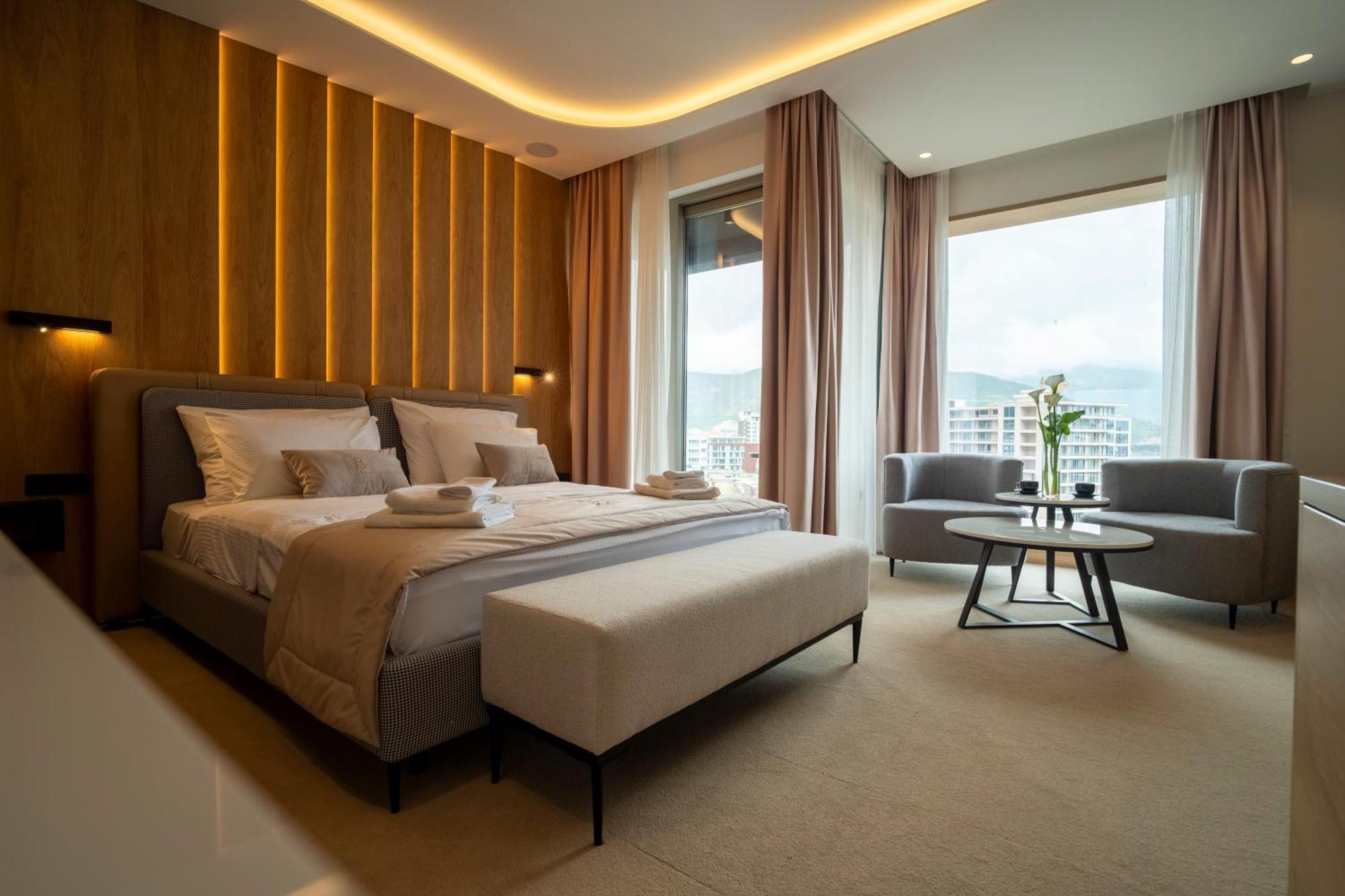 Boutique Lux B-five Апартаменты *