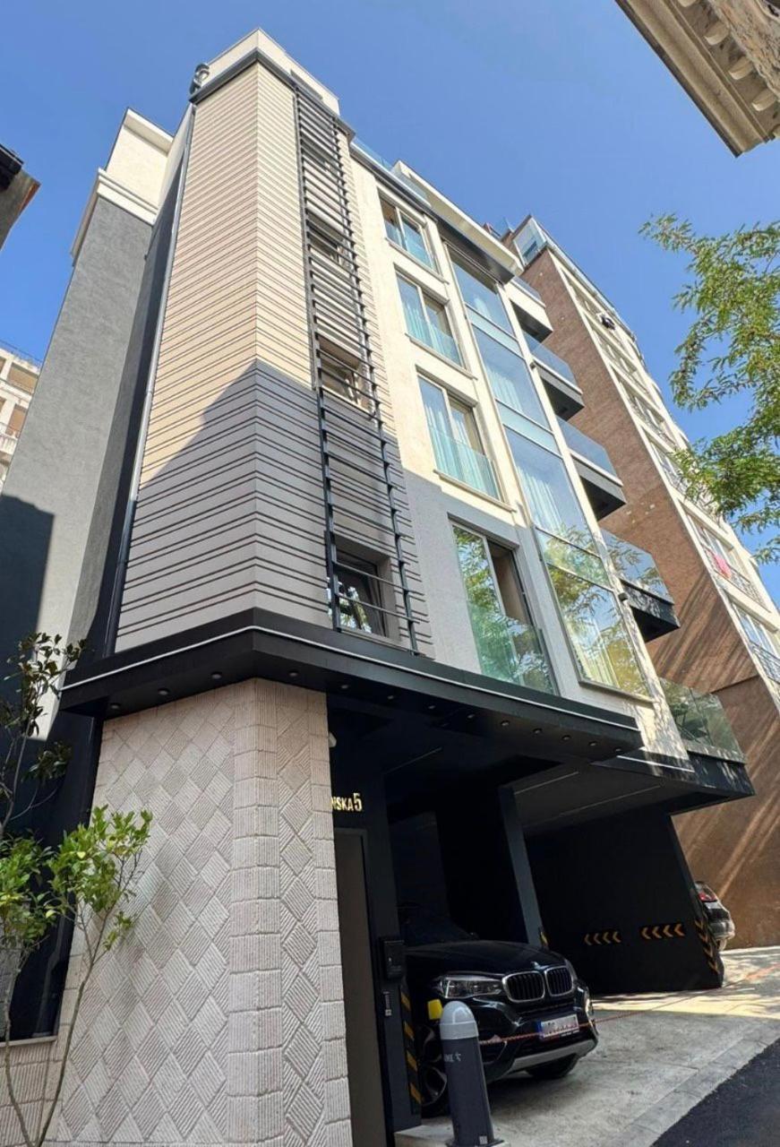 Boutique Lux B-five Будва